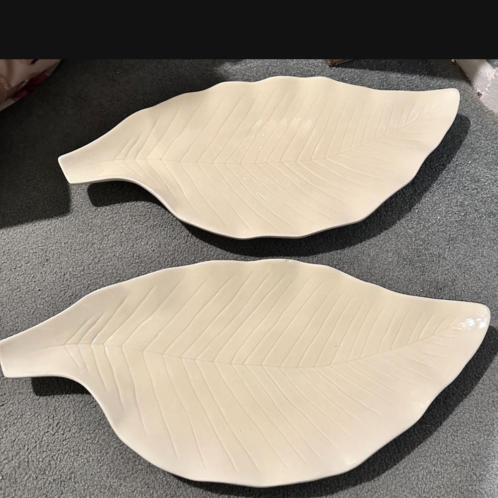 Leaf platter decoration